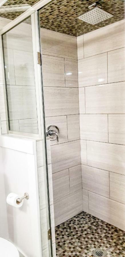Modern Seattle Oasis Apartment Bagian luar foto